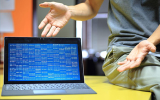 安吉 mongo排序sort,php如何按顺序排列数组？